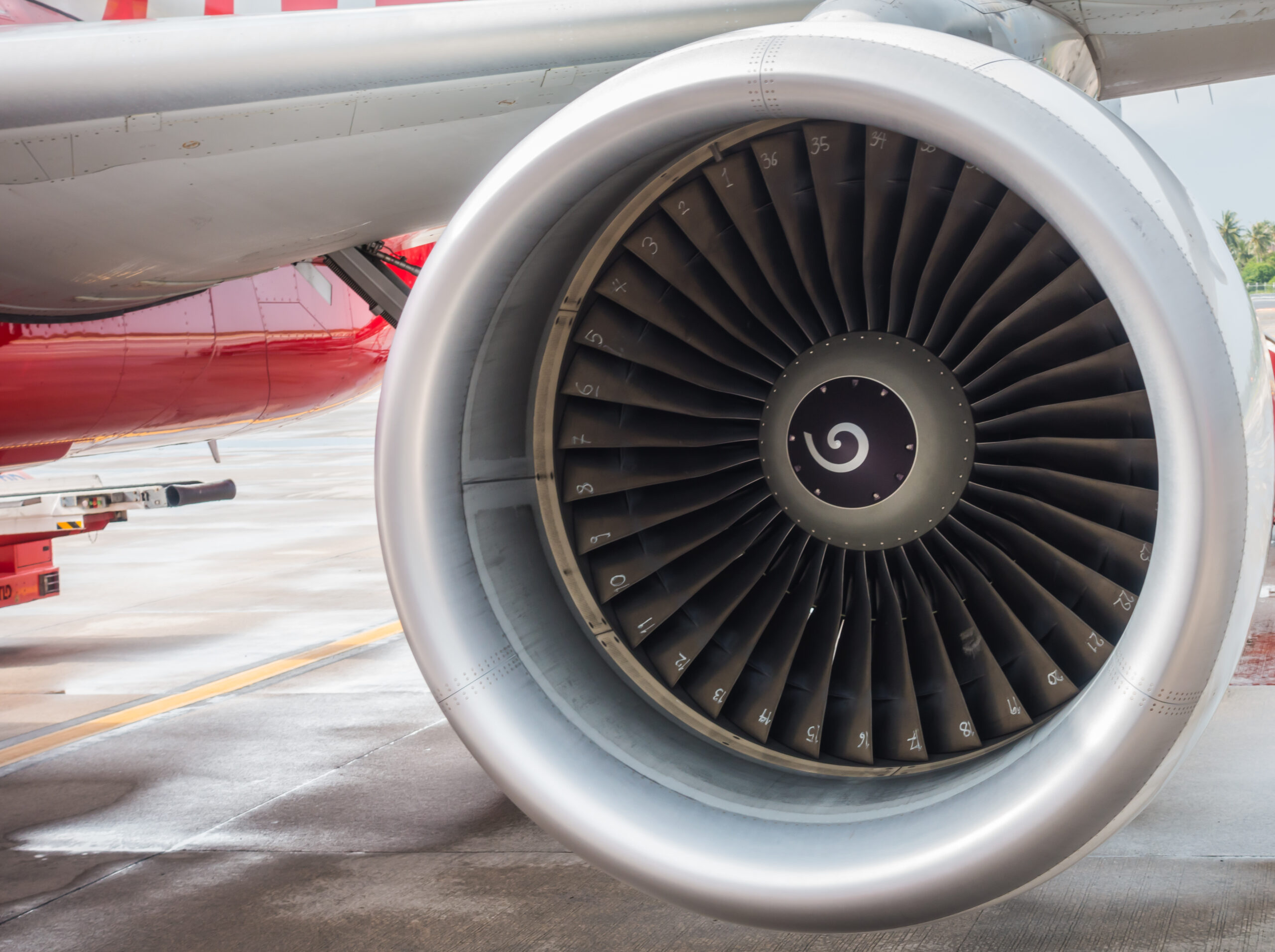 Turbine engine of airplane